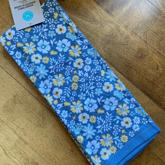 Martha Stewart Other - Martha Stewart Floral Kitchen Towel Set